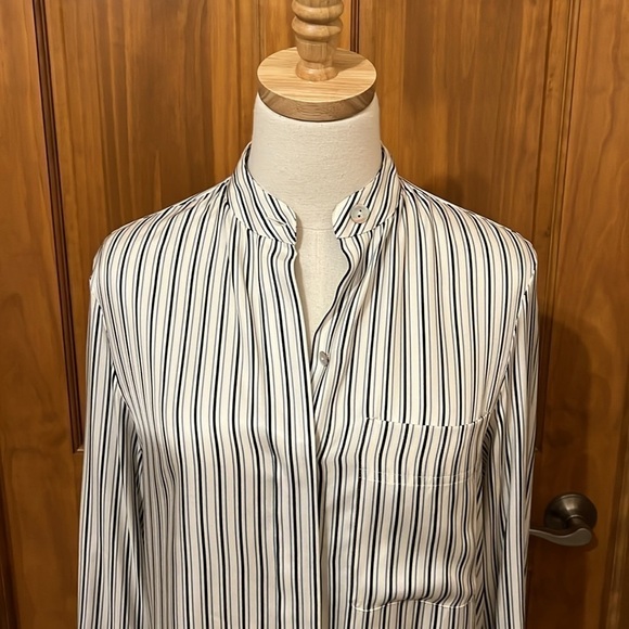 NWT Elegant Vince Silk Striped Top was $328!! - Picture 1 of 6